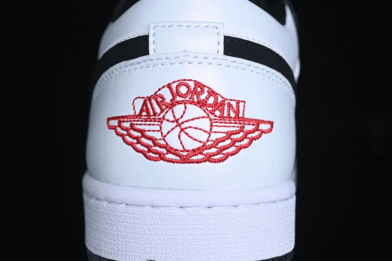 All categories Air Jordan Jordan series basketball shoes Air Jordan 1 Low Air Jordan 1 Low "Panda" AJ1 Joe 1 black and white panda low-top cultural and casual sneakers HF3188-106